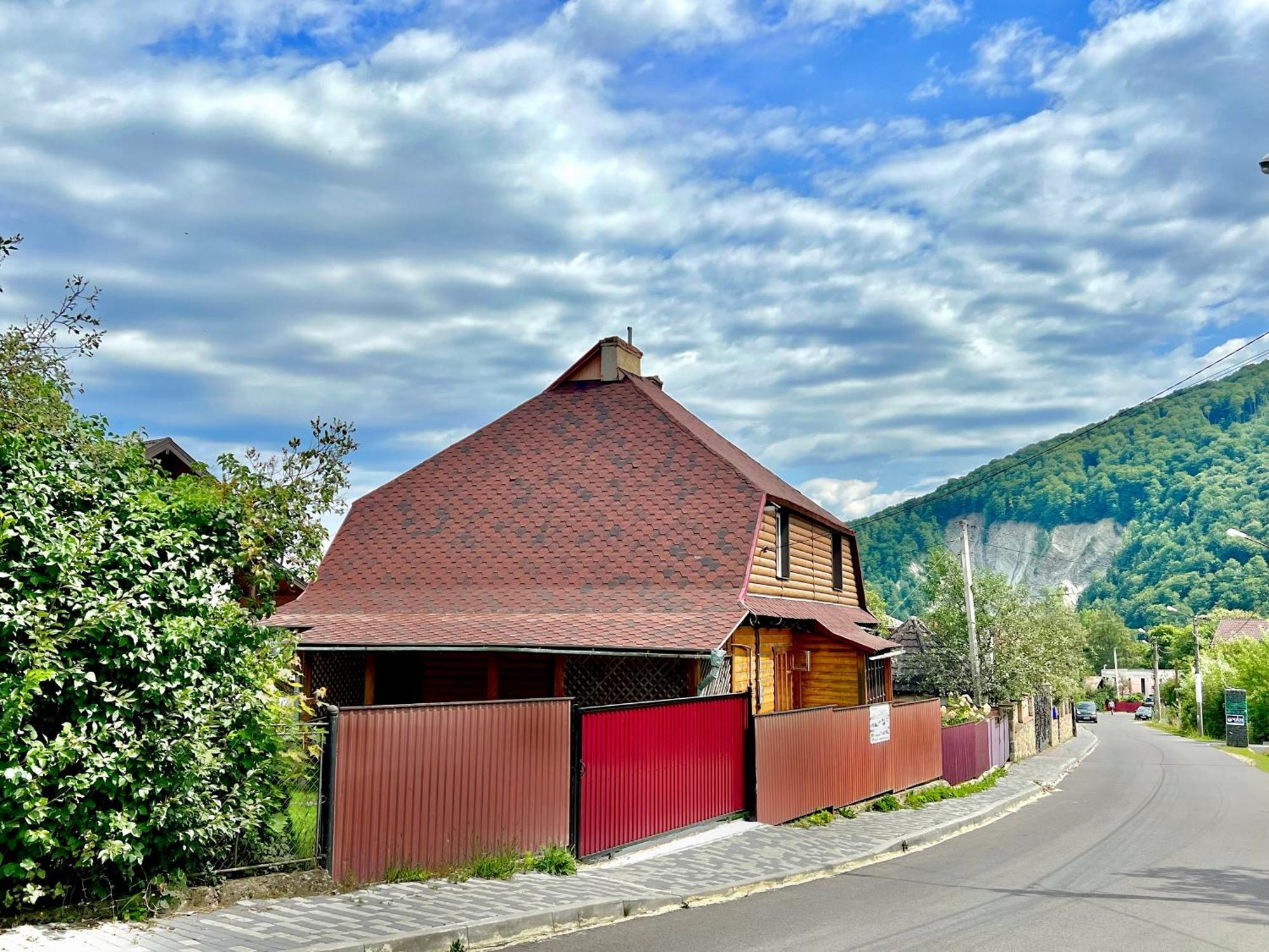 Хатинка Otel Yaremche Dış mekan fotoğraf